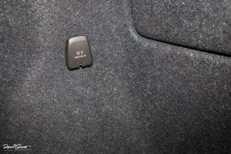 Volvo XC40 1.5 T5 Plug-in hybrid Ultimate Dark | Panorama dak | Adaptieve cruise | Blis | Memory | Harman Kardon |