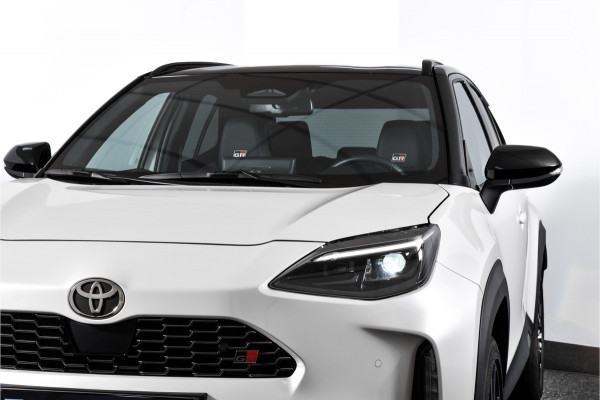 Toyota Yaris Cross 1.5 Hybrid 130 GR Sport | Dig.Cockpit | Adapt.Cruise | Head-up | Stoel+Stuurverw. | 360 Camera | PDC + NAV + App.Connect (Draadloos) | ECC | LM 18" | 9816