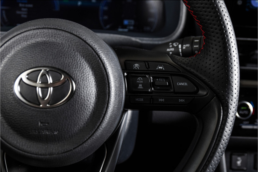 Toyota Yaris Cross 1.5 Hybrid 130 GR Sport | Dig.Cockpit | Adapt.Cruise | Head-up | Stoel+Stuurverw. | 360 Camera | PDC + NAV + App.Connect (Draadloos) | ECC | LM 18" | 9816