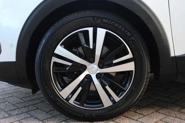 Peugeot 3008 1.2 PureTech GT Trekhaak | Navigatie | Adaptieve cruise