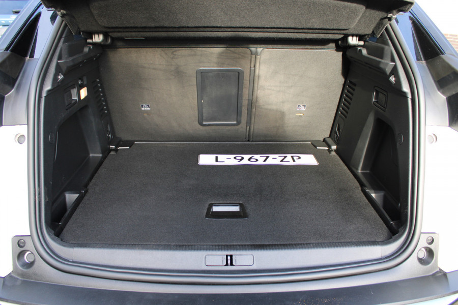 Peugeot 3008 1.2 PureTech GT Trekhaak | Navigatie | Adaptieve cruise