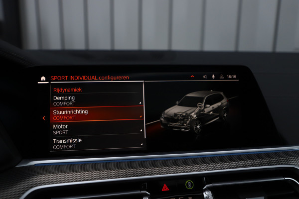 BMW X5 xDrive45e M | 394PK | Luchtvering | Head-up | Massage | M-Stoelen | Sfeerverlichting | Keyless-go | Stoelkoeling | Trekhaak | 20