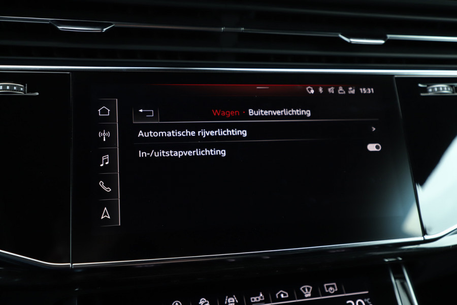 Audi Q8 55 TFSI quattro Pro Line S | 340PK | Luchtvering | Achterasbesturing | Head-up | Memory | B&O | Sfeerverlichting | Keyless-go |