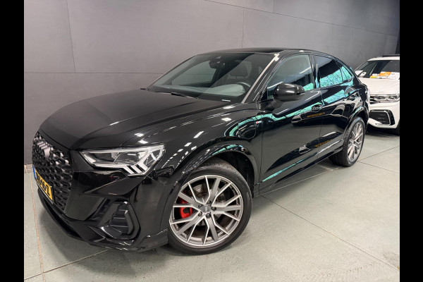 Audi Q3 Sportback 45 TFSI e 3xS-LINE 20'' BLACKLINE PANO/DAB/CARPLAY/CAM/V-COCKPIT///