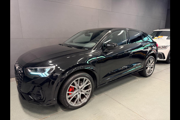 Audi Q3 Sportback 45 TFSI e 3xS-LINE 20'' BLACKLINE PANO/DAB/CARPLAY/CAM/V-COCKPIT///