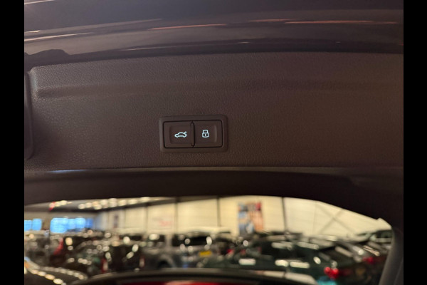 Audi Q3 Sportback 45 TFSI e 3xS-LINE 20'' BLACKLINE PANO/DAB/CARPLAY/CAM/V-COCKPIT///