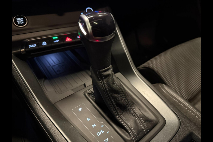 Audi Q3 Sportback 45 TFSI e 3xS-LINE 20'' BLACKLINE PANO/DAB/CARPLAY/CAM/V-COCKPIT///