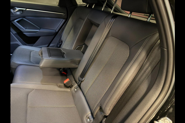 Audi Q3 Sportback 45 TFSI e 3xS-LINE 20'' BLACKLINE PANO/DAB/CARPLAY/CAM/V-COCKPIT///