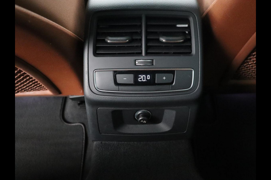 Audi A4 35 TFSI Business Edition | Leder | Stoelverwarming | Adaptive cruise | Virtual Cockpit | Sportstoelen | Carplay | Full LED | Navigatie | Parkeerhulp | Climate control | DAB | Bluetooth