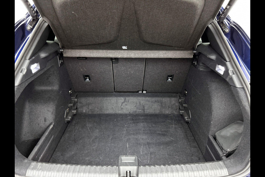 CUPRA Terramar 1.5 TSI Essential AD-CRUISE | EL. BED. STOELEN | SFEERVERLICHTING