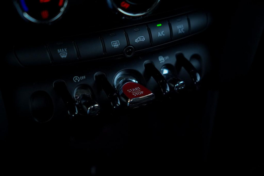 MINI Mini 1.5 Chili / Aut / Navi / Clima / Cruise / LED / Facelift