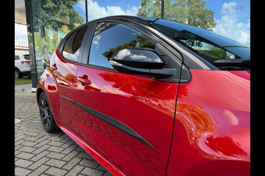 Toyota Yaris 1.5 Hybrid Executive - Automaat - JBL - Climate - Navi - Winterpakket