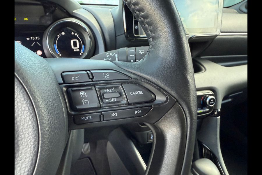 Toyota Yaris 1.5 Hybrid Executive - Automaat - JBL - Climate - Navi - Winterpakket