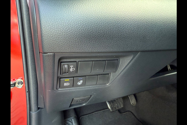 Toyota Yaris 1.5 Hybrid Executive - Automaat - JBL - Climate - Navi - Winterpakket