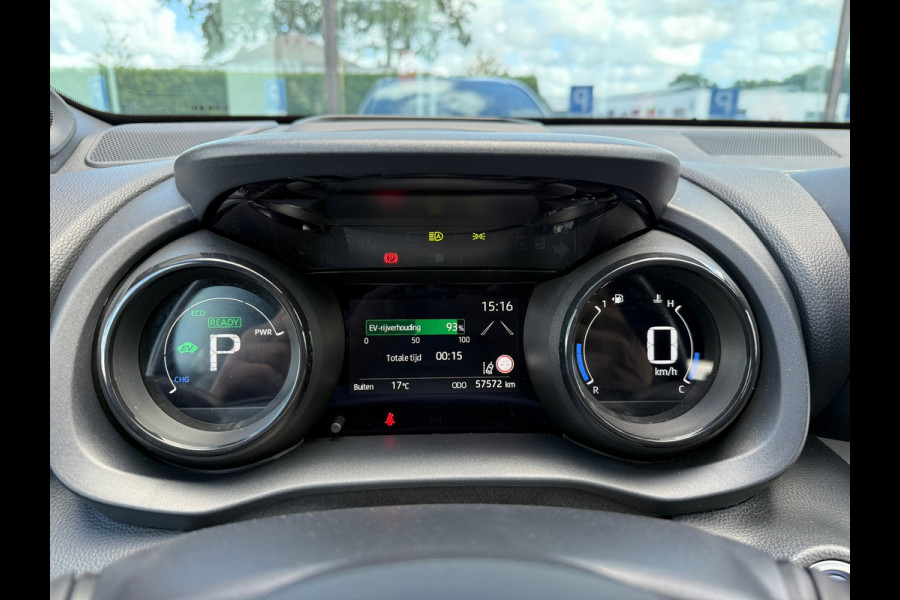 Toyota Yaris 1.5 Hybrid Executive - Automaat - JBL - Climate - Navi - Winterpakket
