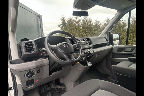Volkswagen Crafter 35 2.0 TDI 140 PK HIGHLINE / L3H3 / 1e EIG. / TREKHAAK / AIRCO / CRUISE / BLUETOOTH / 6-BAK