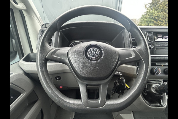 Volkswagen Crafter 35 2.0 TDI 140 PK HIGHLINE / L3H3 / 1e EIG. / TREKHAAK / AIRCO / CRUISE / BLUETOOTH / 6-BAK