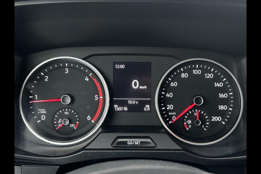 Volkswagen Crafter 35 2.0 TDI 140 PK HIGHLINE / L3H3 / 1e EIG. / TREKHAAK / AIRCO / CRUISE / BLUETOOTH / 6-BAK