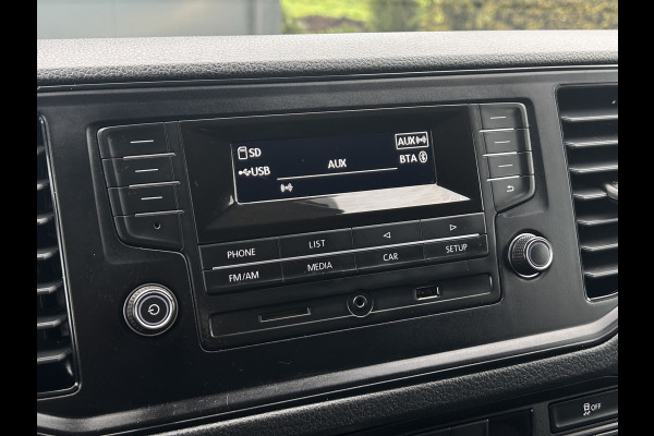 Volkswagen Crafter 35 2.0 TDI 140 PK HIGHLINE / L3H3 / 1e EIG. / TREKHAAK / AIRCO / CRUISE / BLUETOOTH / 6-BAK