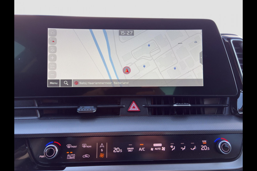 Kia Sportage 1.6 T-GDi Plug-in Hybrid AWD DynamicPlusLine Panoramadak | Stoelverwarming voor/achter | Camera | Trekhaak | Elektrische Stoelen | Cruise | Apple Carplay & Android Auto |