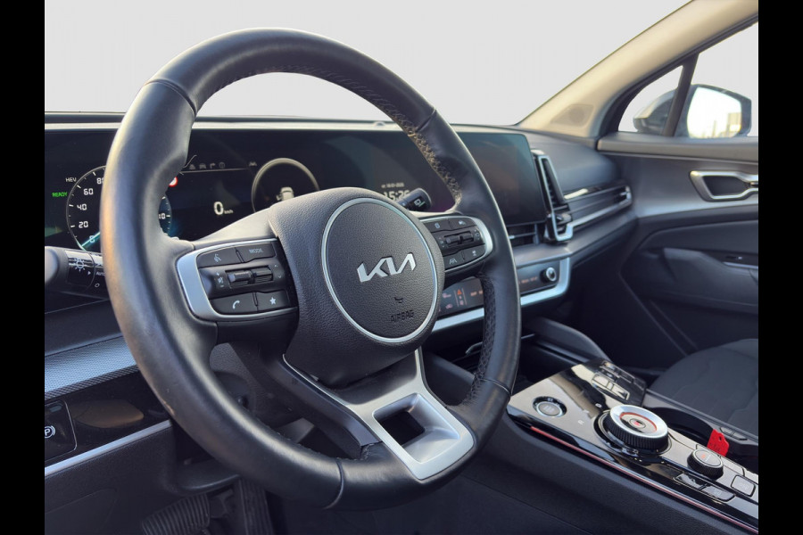 Kia Sportage 1.6 T-GDi Plug-in Hybrid AWD DynamicPlusLine Panoramadak | Stoelverwarming voor/achter | Camera | Trekhaak | Elektrische Stoelen | Cruise | Apple Carplay & Android Auto |