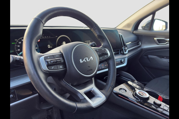 Kia Sportage 1.6 T-GDi Plug-in Hybrid AWD DynamicPlusLine Panoramadak | Stoelverwarming voor/achter | Camera | Trekhaak | Elektrische Stoelen | Cruise | Apple Carplay & Android Auto |