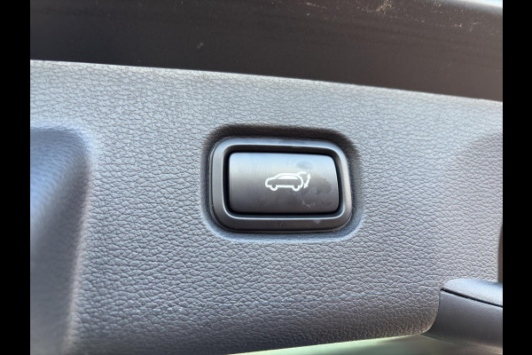 Kia Sportage 1.6 T-GDi Plug-in Hybrid AWD DynamicPlusLine Panoramadak | Stoelverwarming voor/achter | Camera | Trekhaak | Elektrische Stoelen | Cruise | Apple Carplay & Android Auto |