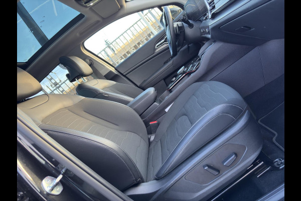 Kia Sportage 1.6 T-GDi Plug-in Hybrid AWD DynamicPlusLine Panoramadak | Stoelverwarming voor/achter | Camera | Trekhaak | Elektrische Stoelen | Cruise | Apple Carplay & Android Auto |