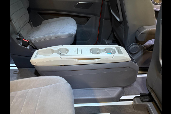 Volkswagen Multivan 1.4 eHybrid Energetic 6P PANO/NAVI/H-KARDON/H-UP/V-COCKPIT/CAM/DAB///