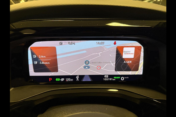 Volkswagen Multivan 1.4 eHybrid Energetic 6P PANO/NAVI/H-KARDON/H-UP/V-COCKPIT/CAM/DAB///