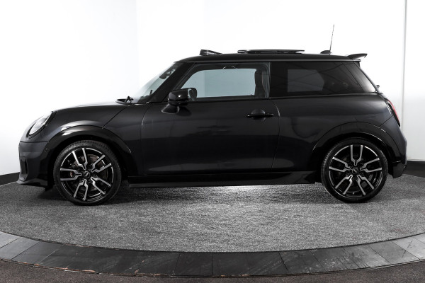 MINI Mini 2.0 Cooper S John Cooper Works XL | S/K Panodak | Dig. Cockpit | Adapt. Cruise | Elek. Stoelen-+massage+verwarming | PDC | 360 Camera | NAV + App. Connect | ECC | Harman/Kardon | LM 18" | 4804