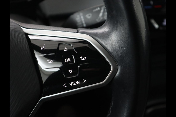 Volkswagen ID.3 First Plus 58 kWh | Stoelverwarming | Matrix LED | Adaptive cruise | Camera | Carplay | Keyless | Stuurverwarming | Navigatie | Parkeerhulp | Climate control