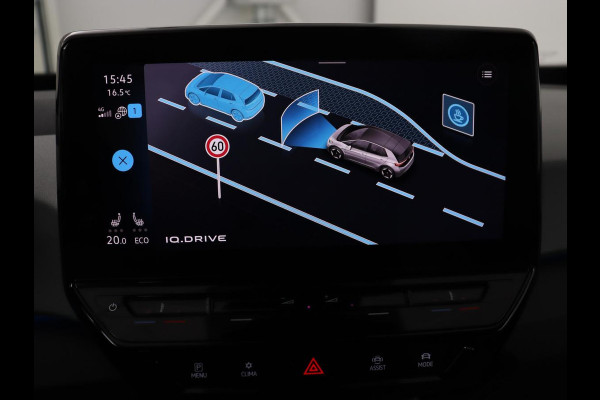 Volkswagen ID.3 First Plus 58 kWh | Stoelverwarming | Matrix LED | Adaptive cruise | Camera | Carplay | Keyless | Stuurverwarming | Navigatie | Parkeerhulp | Climate control