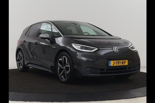 Volkswagen ID.3 First Plus 58 kWh | Stoelverwarming | Matrix LED | Adaptive cruise | Camera | Carplay | Keyless | Stuurverwarming | Navigatie | Parkeerhulp | Climate control