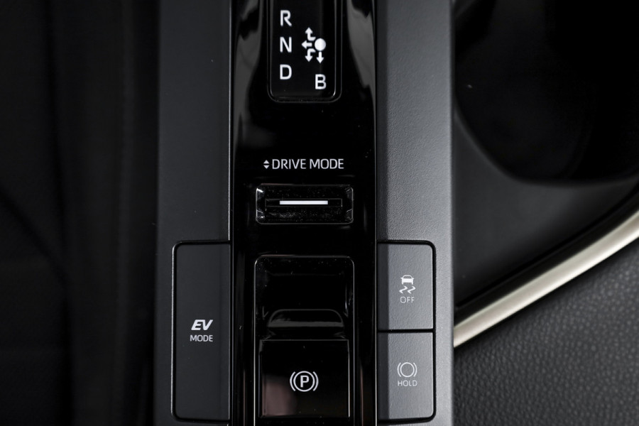Toyota C-HR 1.8 Hybrid 140 Executive | Dig. Cockpit | Adapt. Cruise | Stoel-+Stuurverw. | Elek. Stoel | PDC | Camera | NAV + App. Connect | ECC | Elek. Klep  | LM 19" | 0023