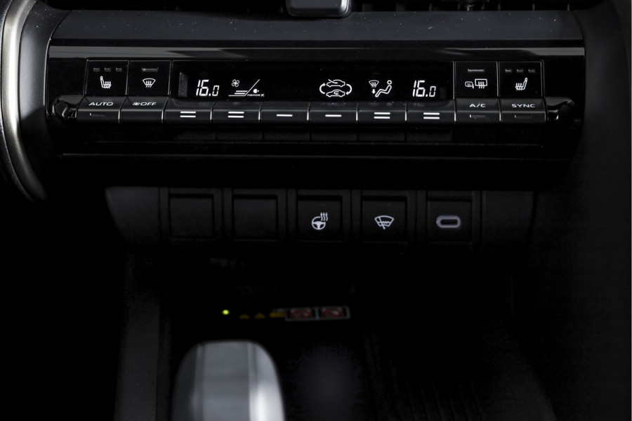 Toyota C-HR 1.8 Hybrid 140 Executive | Dig. Cockpit | Adapt. Cruise | Stoel-+Stuurverw. | Elek. Stoel | PDC | Camera | NAV + App. Connect | ECC | Elek. Klep  | LM 19" | 0023