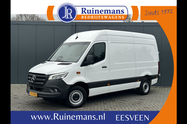 Mercedes-Benz Sprinter 317 CDI AUTOMAAT FACE-LIFT 3.5T RWD / L2H2 / *** 9.061 KM !!*** / LED / STOELVERW / DODEHOEK / MBUX 270 A DEUREN / AIRCO / CRUIS