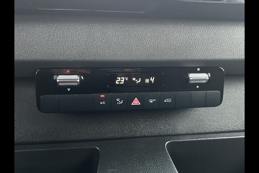 Mercedes-Benz Sprinter 317 CDI AUTOMAAT FACE-LIFT 3.5T RWD / L2H2 / *** 9.061 KM !!*** / LED / STOELVERW / DODEHOEK / MBUX 270 A DEUREN / AIRCO / CRUIS