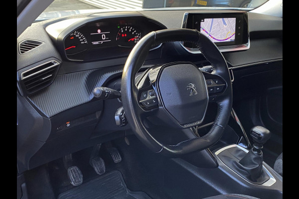 Peugeot 2008 1.2 PureTech Active Pack - Navigatie / Apple CarPlay I Airco I 18" Sport velgen LED I PDC I Dealer onderhouden