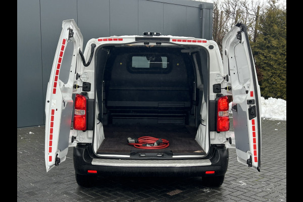 Opel Vivaro-e 75 kWh / L2H1 / 1e EIG. / 100% ELEKTRISCH / 51.074 KM / AIRCO / CRUISE / NAVI / CARPLAY / CAMERA / 3-ZITS