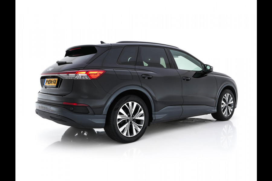 Audi Q4 e-tron 40 Launch edition Advanced Plus 77 kWh [3-Fase] {SOH-93%} (INCL-BTW) *HEATPUMP | ADAPT-CRUISE | MATRIX-LED | NAVI-FULLMAP | KEYLESS | CAMERA | DIGI-COCKPIT | DAB | AMBIENT-LIGHT | HEATED-SPORTSEATS | SHIFT-PADDLES | PRIVACY-GLASS | 19''ALU*