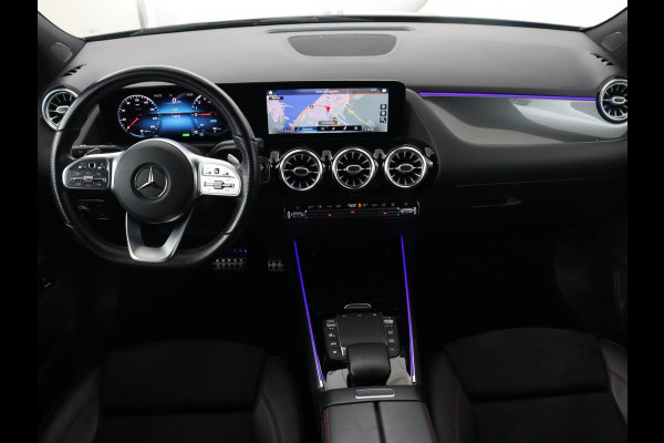 Mercedes-Benz B-Klasse 250e AMG | Trekhaak | Carplay | Stoelverwarming | Leder/Alcantara | Camera | Widescreen | Full LED | Navigatie | Park Assist | Climate control | Cruise control | PHEV | Plug In