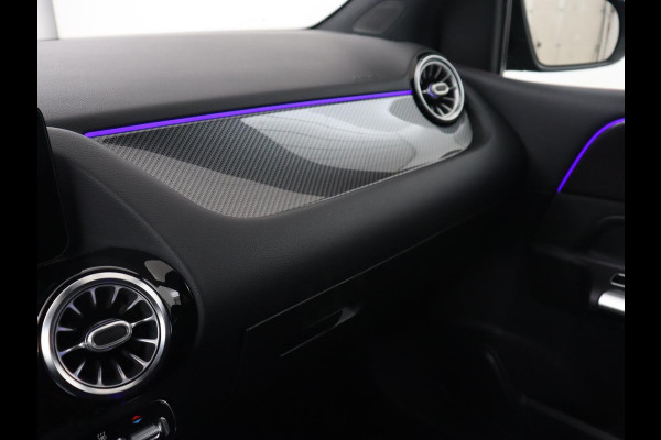 Mercedes-Benz B-Klasse 250e AMG | Trekhaak | Carplay | Stoelverwarming | Leder/Alcantara | Camera | Widescreen | Full LED | Navigatie | Park Assist | Climate control | Cruise control | PHEV | Plug In
