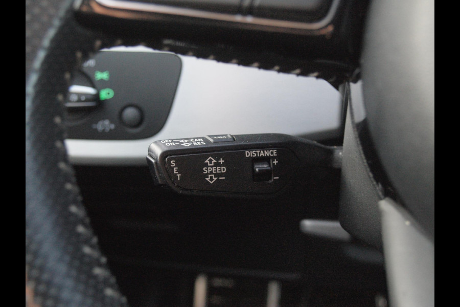 Audi A5 Sportback 35 TFSI Sport S-line edition 2X S-Line | Virtual cockpit | Sfeerverlichting | 19 Inch | NL-Auto