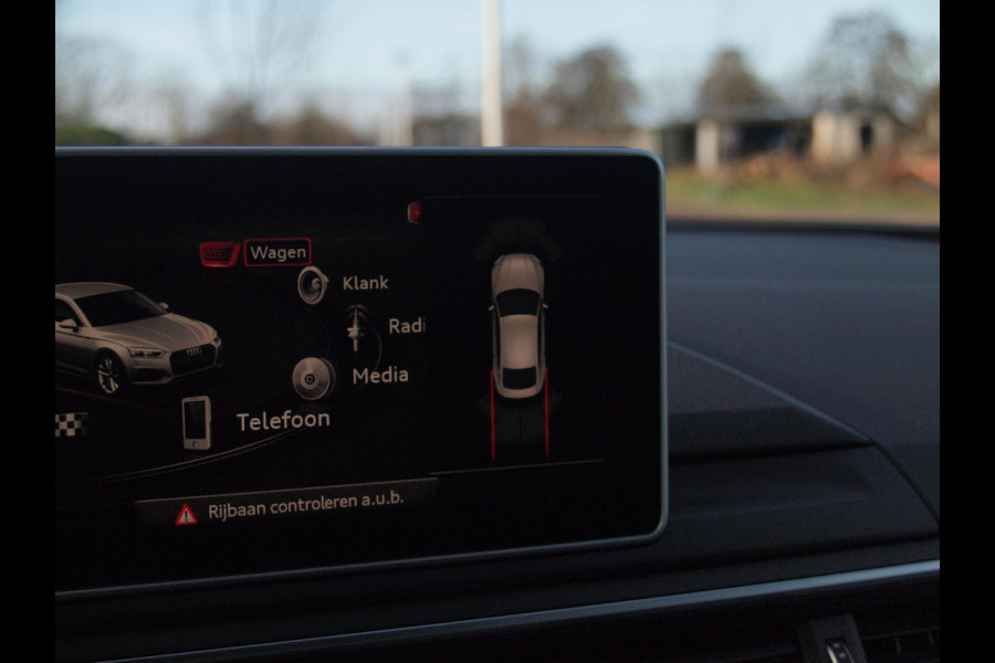 Audi A5 Sportback 35 TFSI Sport S-line edition 2X S-Line | Virtual cockpit | Sfeerverlichting | 19 Inch | NL-Auto