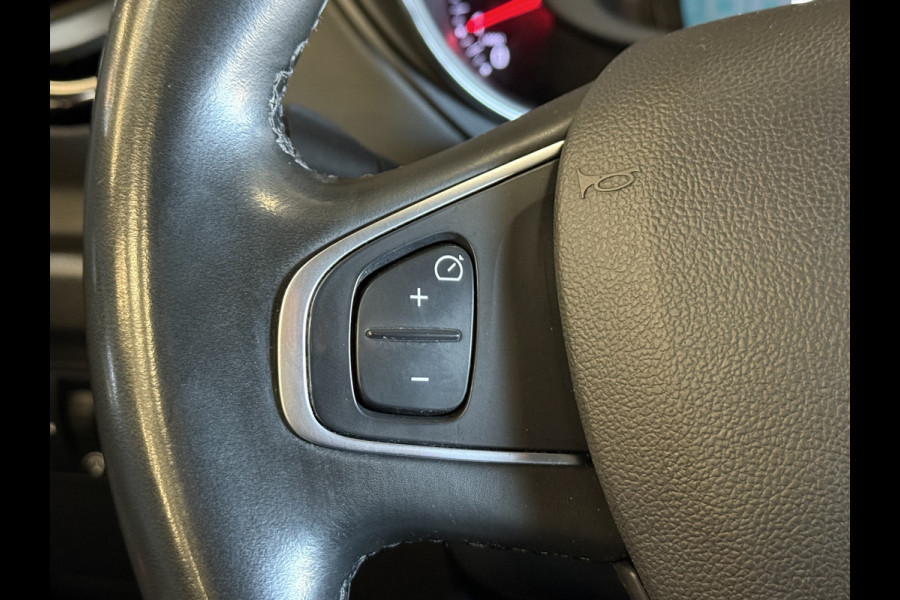 Renault Captur 1.3 TCe Intens| Trekhaak | Navi | Camera | Dodehoeksensoren