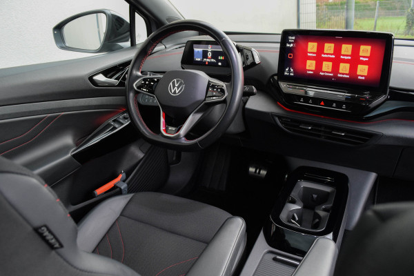 Volkswagen ID.5 GTX 77 kWh / Virtual Cockpit/ Adaptive Cruise Control/ Panoramadak/ 221kW (301PK)