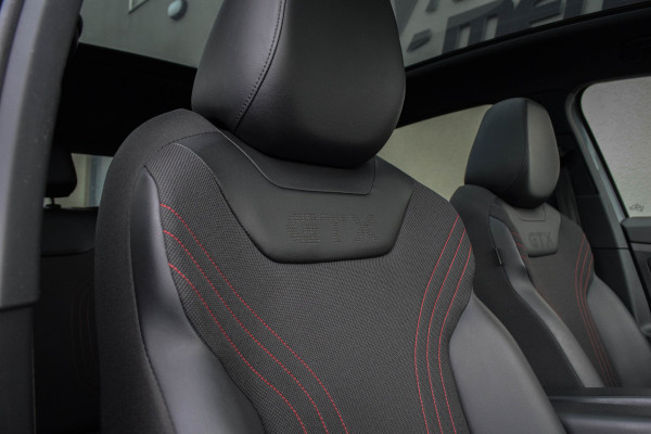 Volkswagen ID.5 GTX 77 kWh / Virtual Cockpit/ Adaptive Cruise Control/ Panoramadak/ 221kW (301PK)