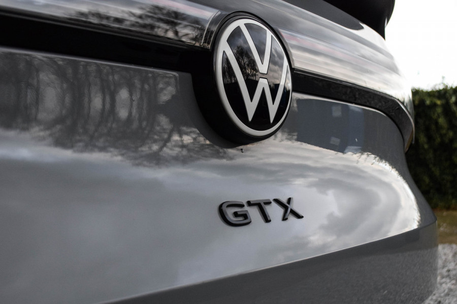 Volkswagen ID.5 GTX 77 kWh / Virtual Cockpit/ Adaptive Cruise Control/ Panoramadak/ 221kW (301PK)