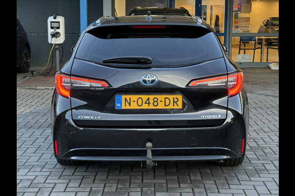 Toyota Corolla Touring Sports 1.8 Hybrid Executive | Trekhaak | Stoelverwarming | Head-up Display | Camera | Full LED |